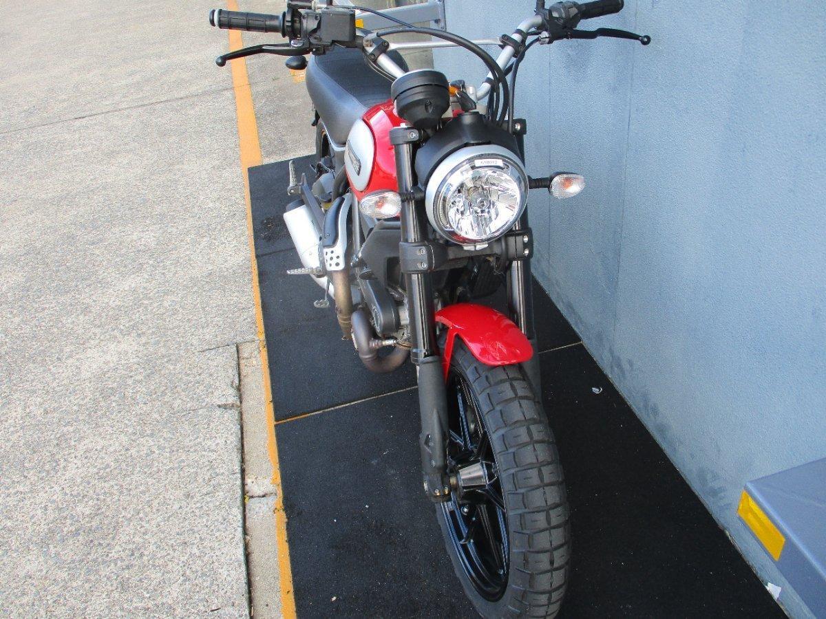 2015 DUCATI SCRAMBLER ICON SPORTS