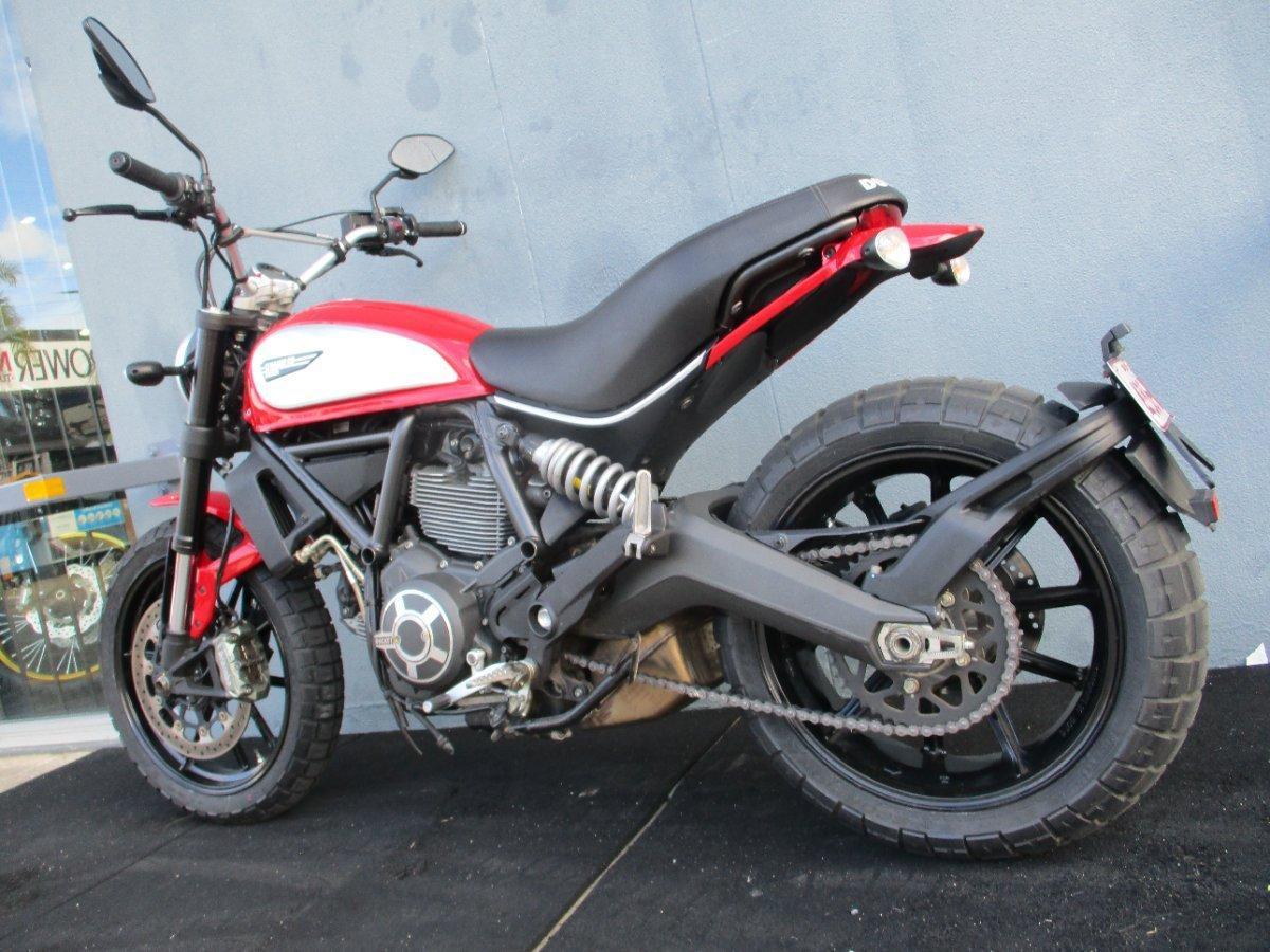 2015 DUCATI SCRAMBLER ICON SPORTS