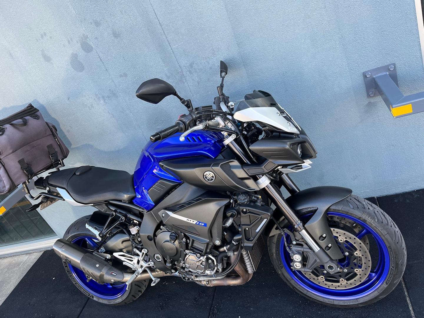 2016 YAMAHA MT-10 SPORTS