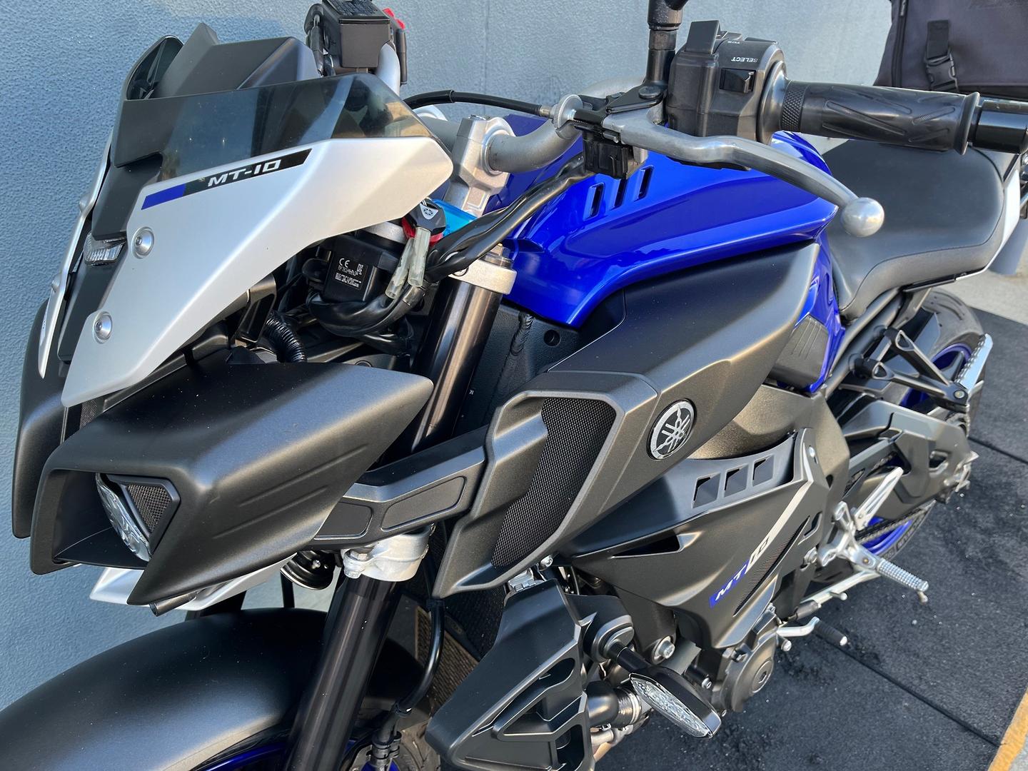 2016 YAMAHA MT-10 SPORTS