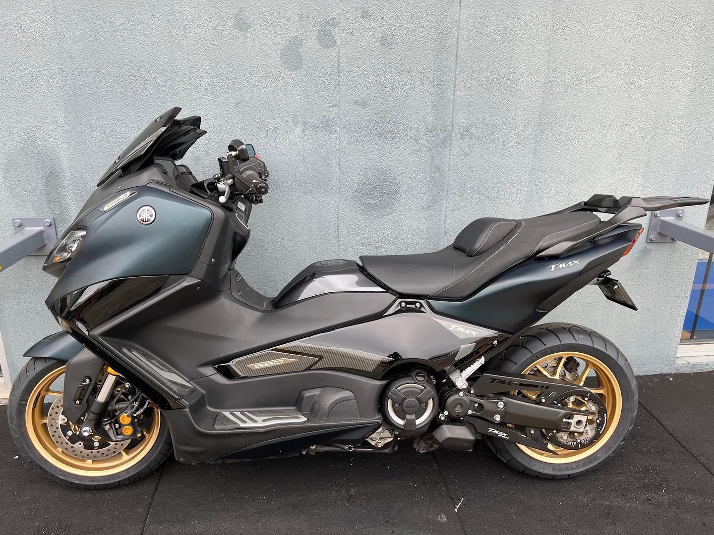 2023 YAMAHA TMAX 560 (ABS) SCOOTER
