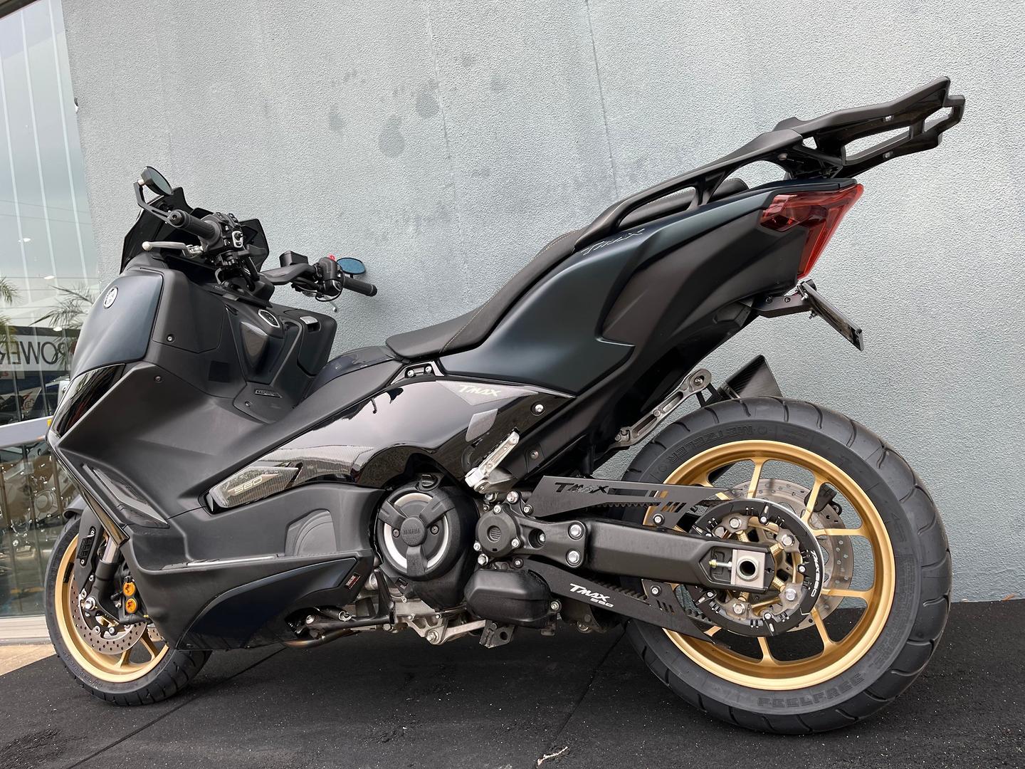 2023 YAMAHA TMAX 560 (ABS) SCOOTER