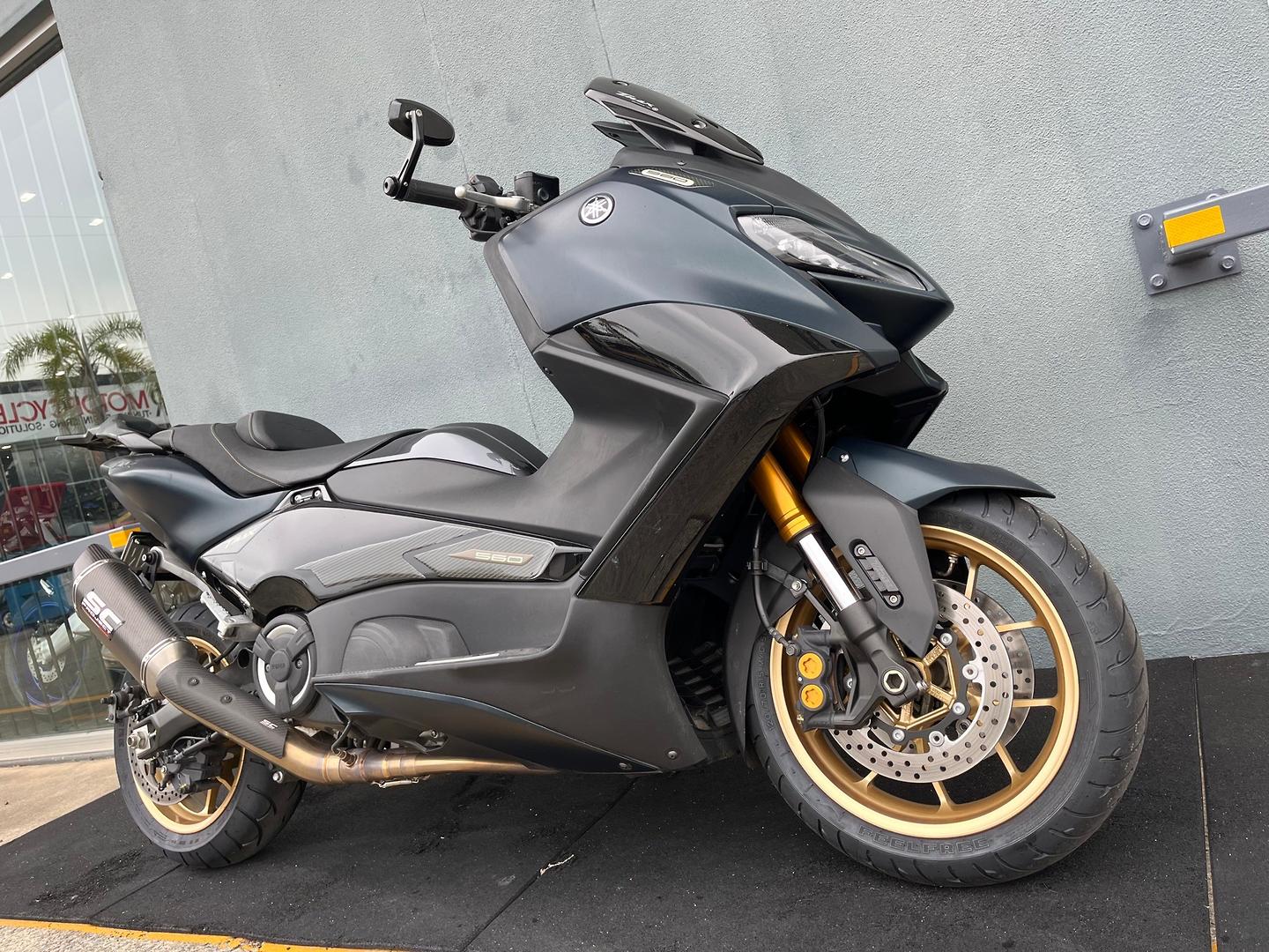 2023 YAMAHA TMAX 560 (ABS) SCOOTER