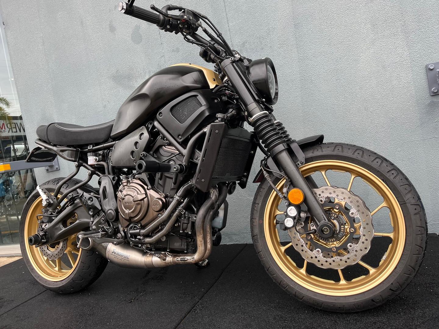 2021 YAMAHA XSR700 ROAD