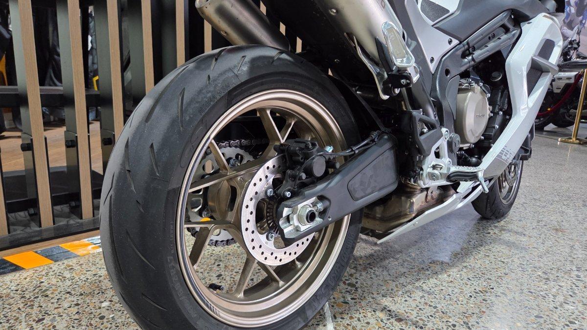 2025 CF MOTO 500 SR VOOM SPORTS