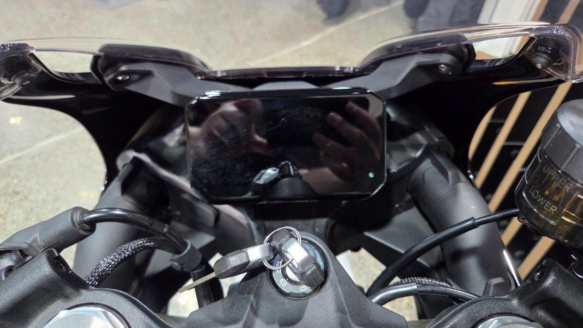 2025 CF MOTO 500 SR VOOM SPORTS