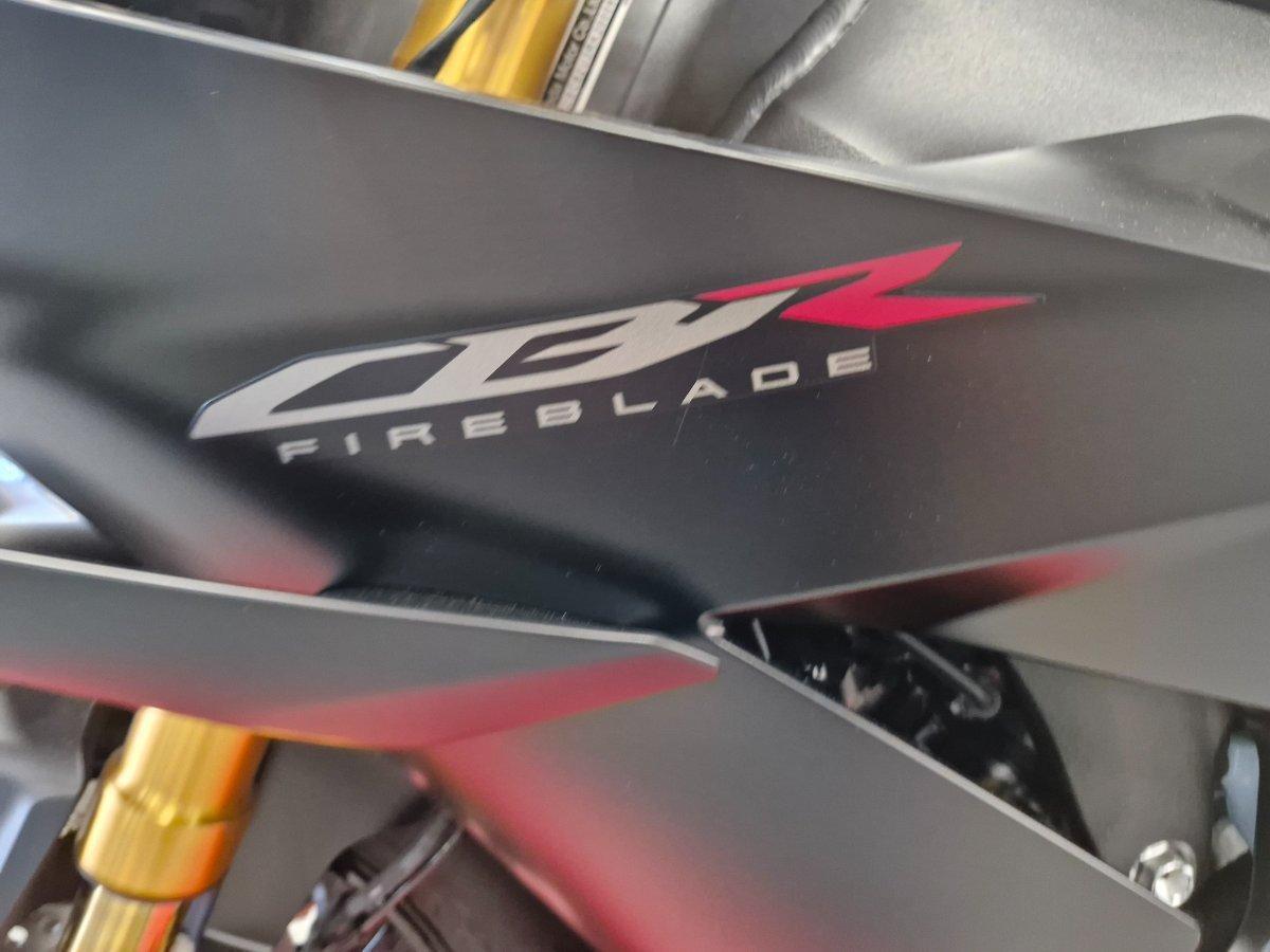 2024 HONDA CBR1000RR-R SP (FIREBLADE) ABS ROAD
