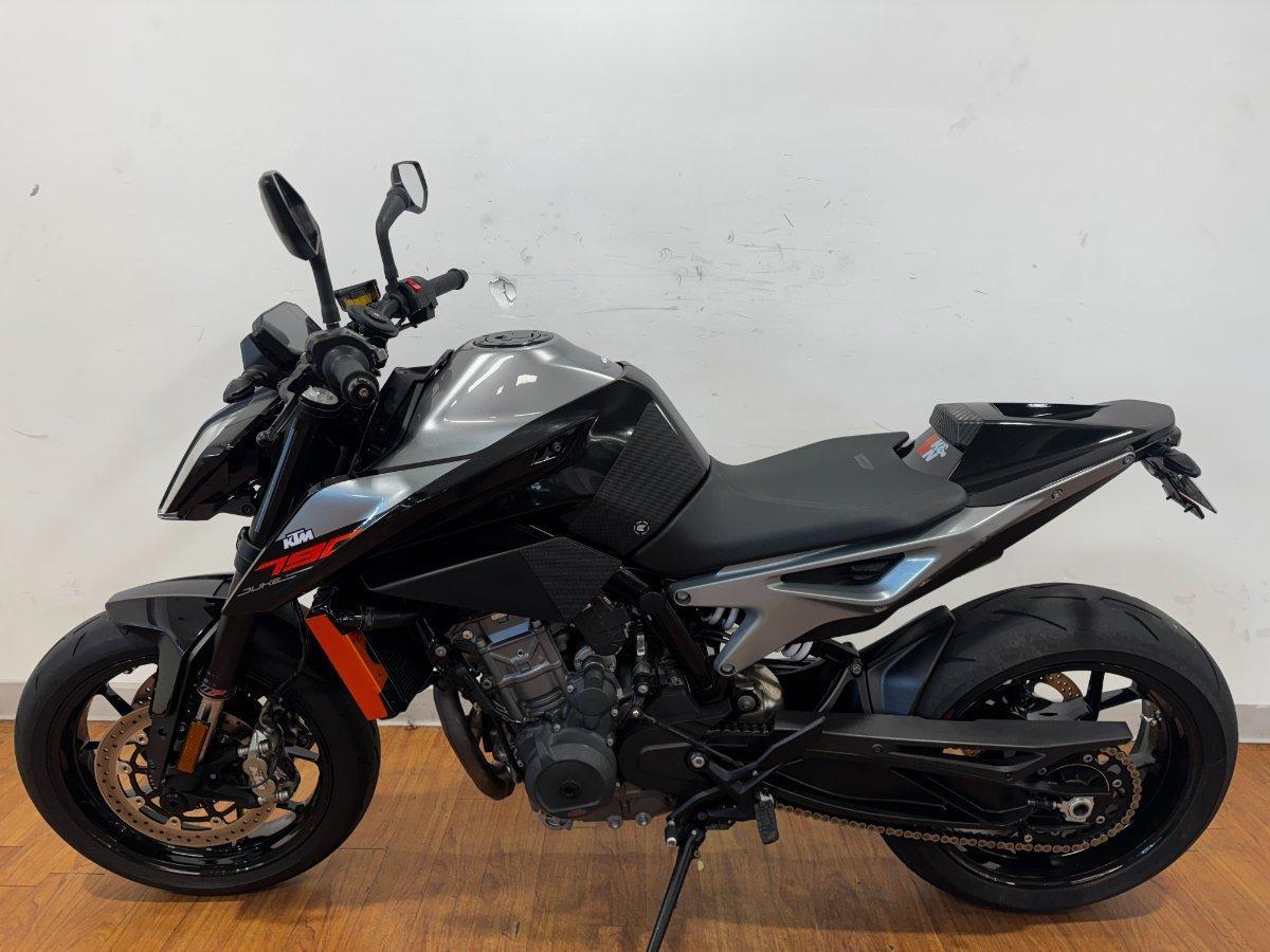 2018 KTM 790 DUKE ROAD