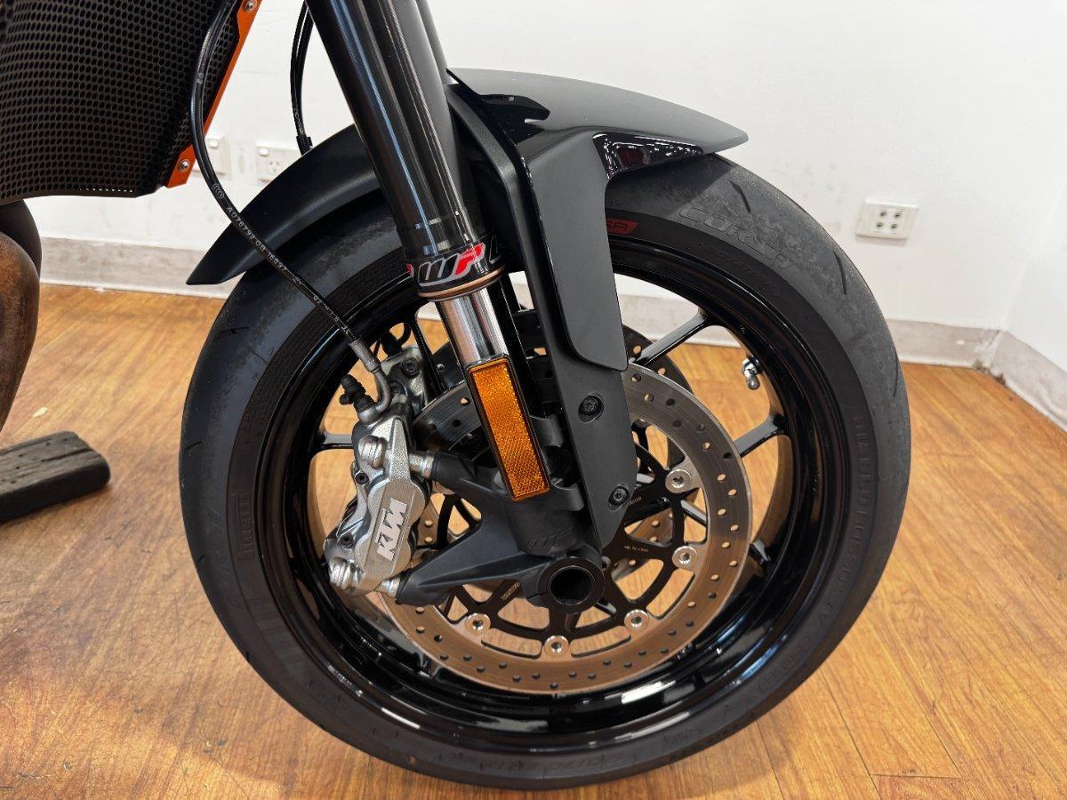 2018 KTM 790 DUKE ROAD