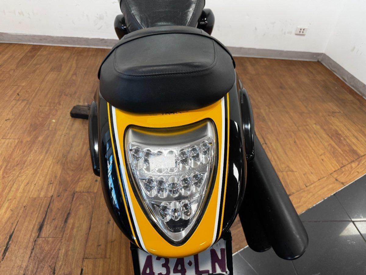 2014 SUZUKI VZR 1800 BOULEVARD (M109R) BOSS EDITION CRUISER