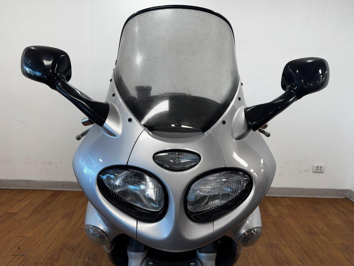 2002 TRIUMPH SPRINT ST SPORTS