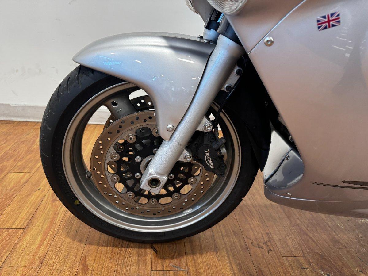 2002 TRIUMPH SPRINT ST SPORTS