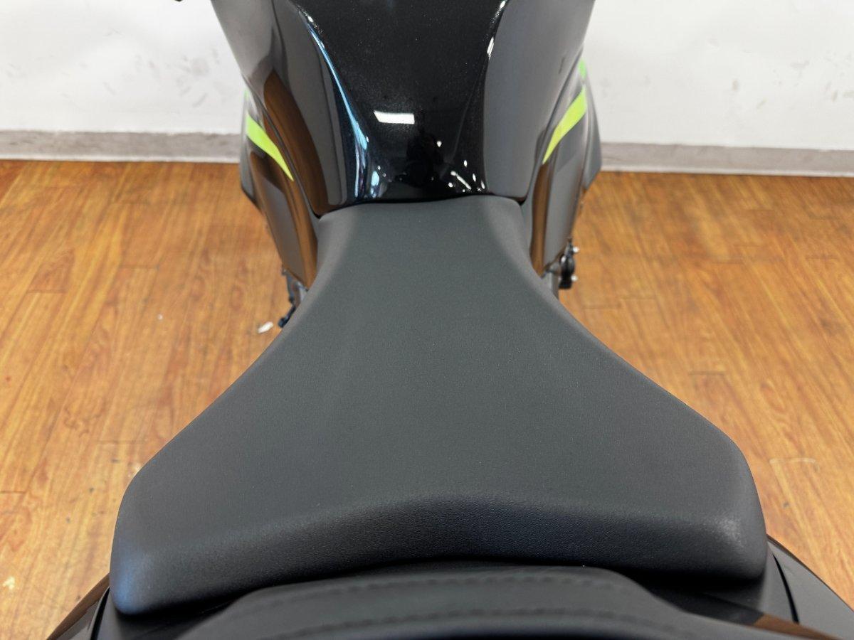 2026 KAWASAKI NINJA ZX-6R (636) SPORTS
