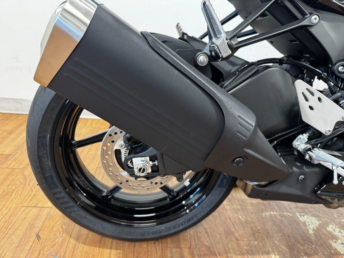 2026 KAWASAKI NINJA ZX-6R (636) SPORTS