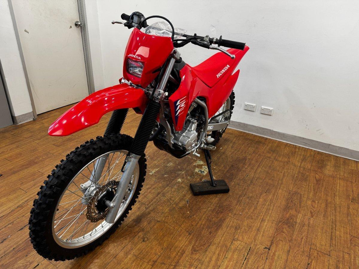2026 HONDA CRF300F TRAIL