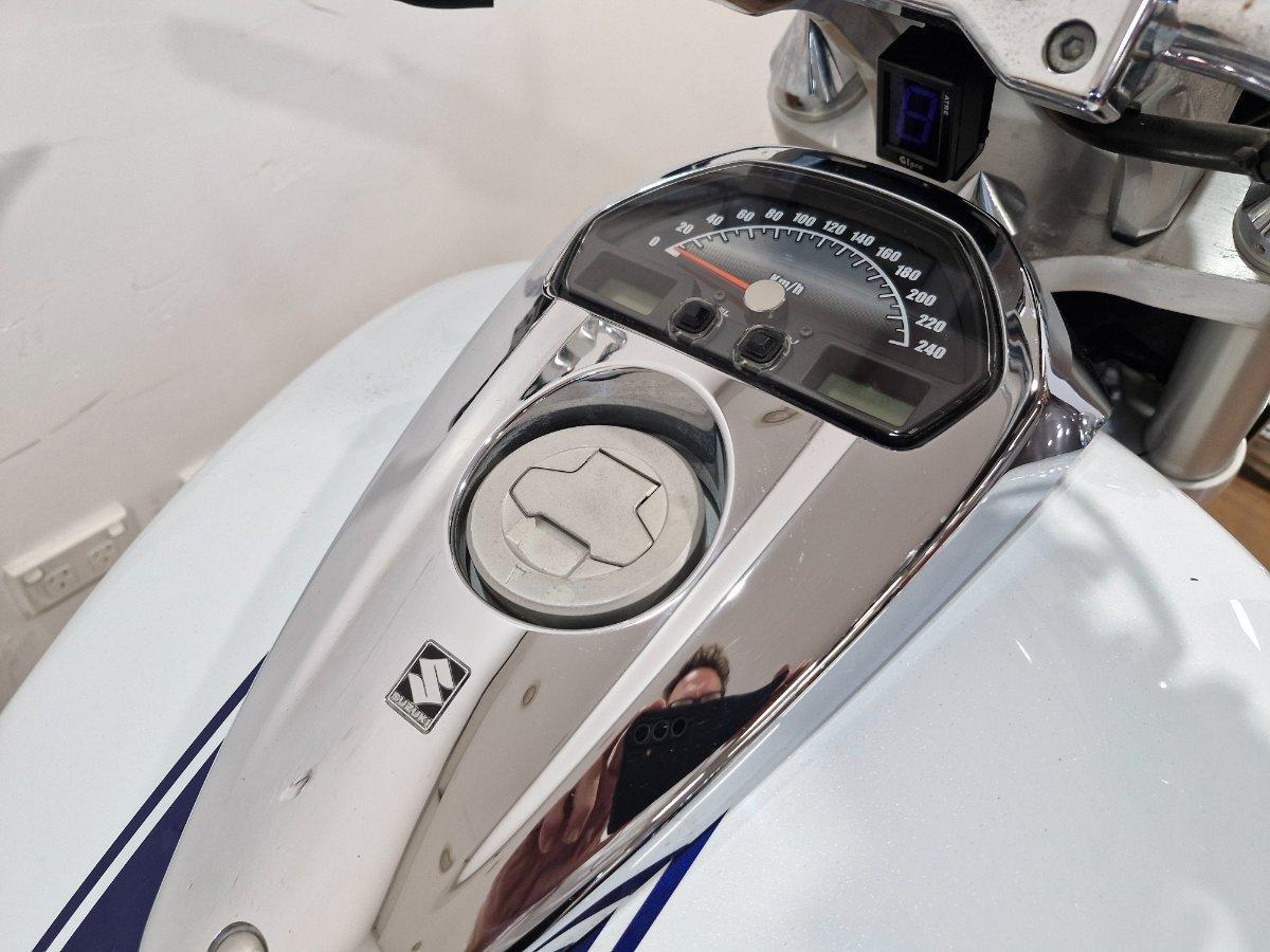 2009 SUZUKI VZR 1800 BOULEVARD (M109R) CRUISER