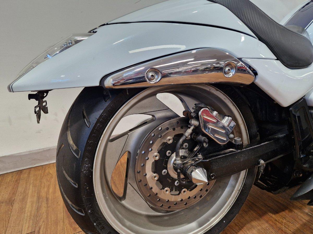 2009 SUZUKI VZR 1800 BOULEVARD (M109R) CRUISER