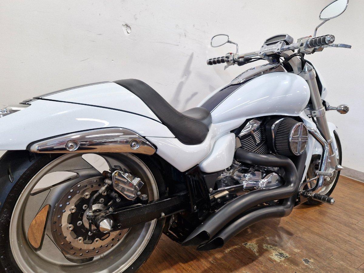 2009 SUZUKI VZR 1800 BOULEVARD (M109R) CRUISER