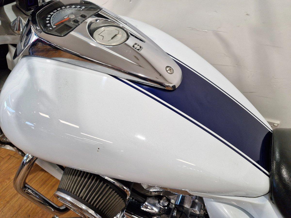 2009 SUZUKI VZR 1800 BOULEVARD (M109R) CRUISER