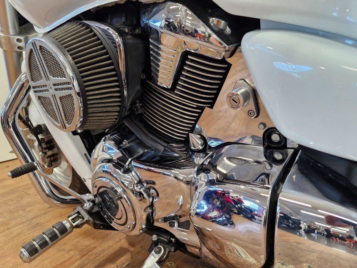 2009 SUZUKI VZR 1800 BOULEVARD (M109R) CRUISER