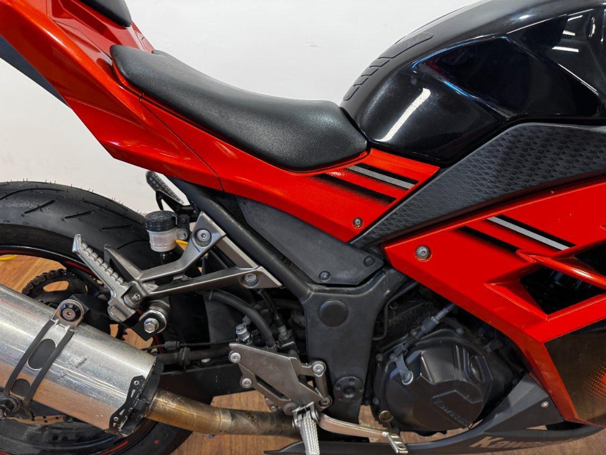 2015 KAWASAKI NINJA 300 ABS SPORTS