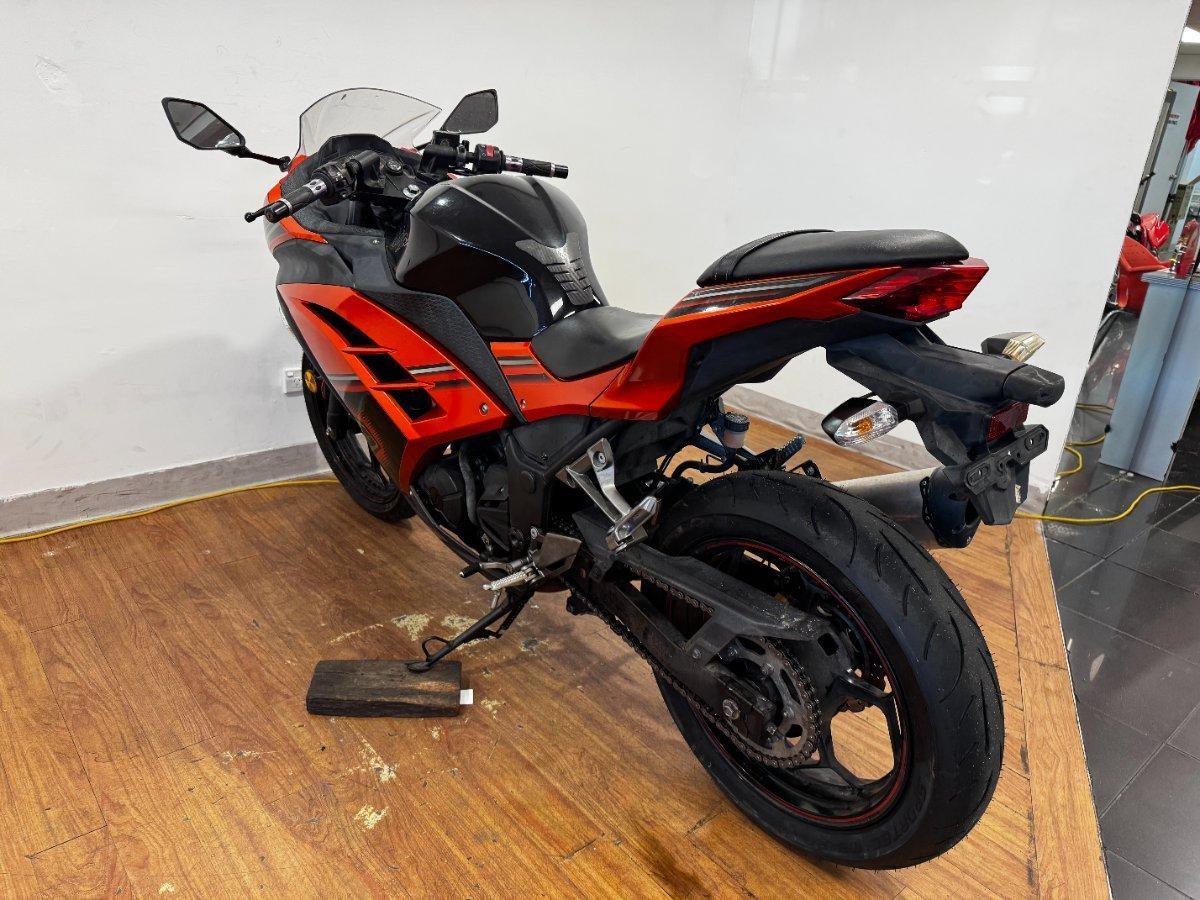 2015 KAWASAKI NINJA 300 ABS SPORTS