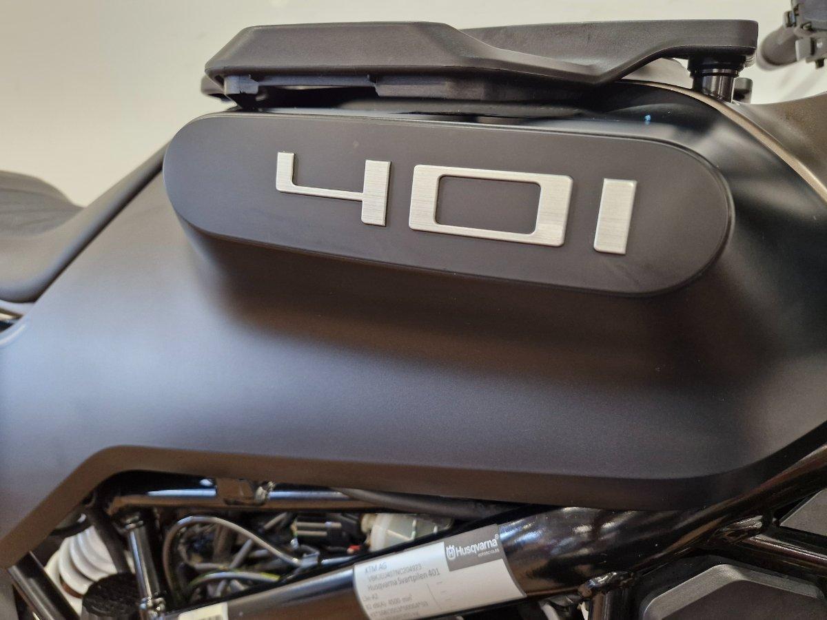 2022 HUSQVARNA SVARTPILEN 401 ROAD