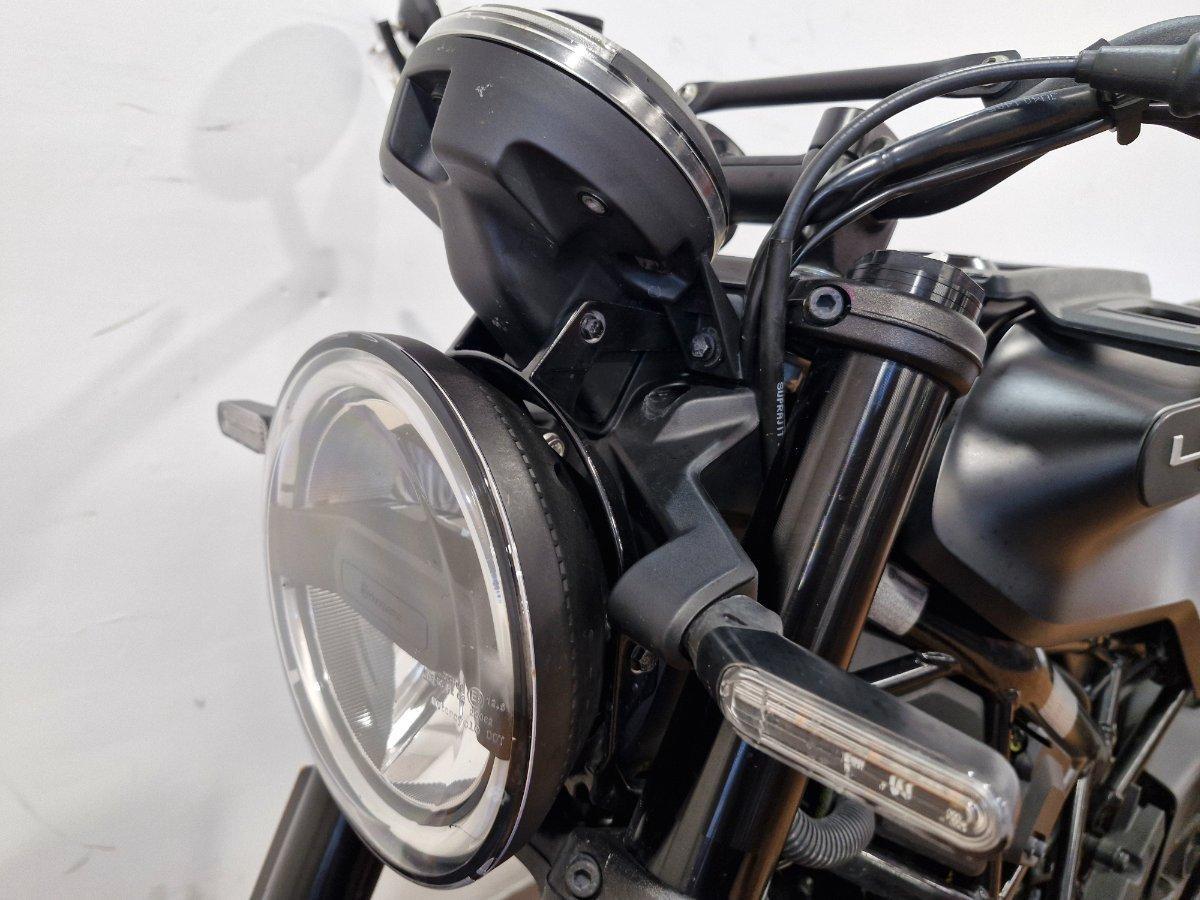 2022 HUSQVARNA SVARTPILEN 401 ROAD