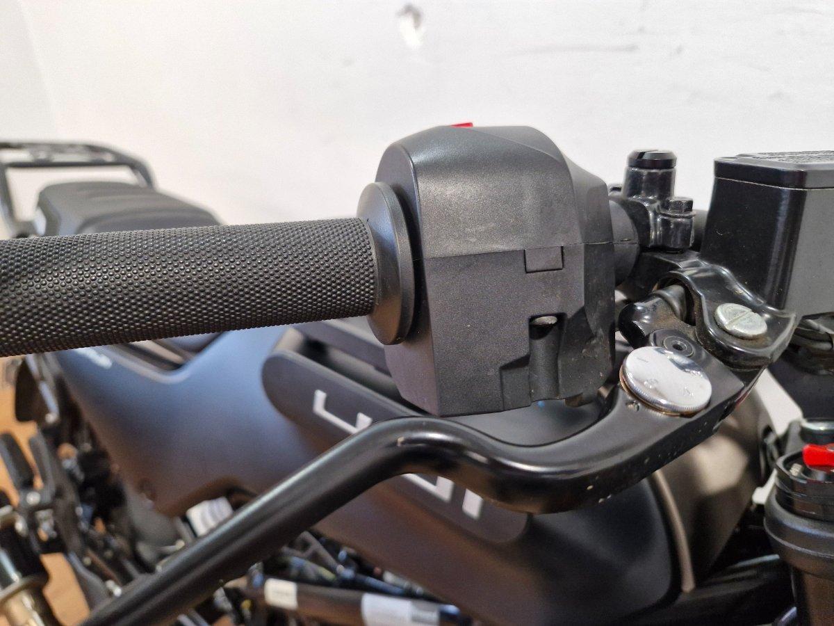 2022 HUSQVARNA SVARTPILEN 401 ROAD
