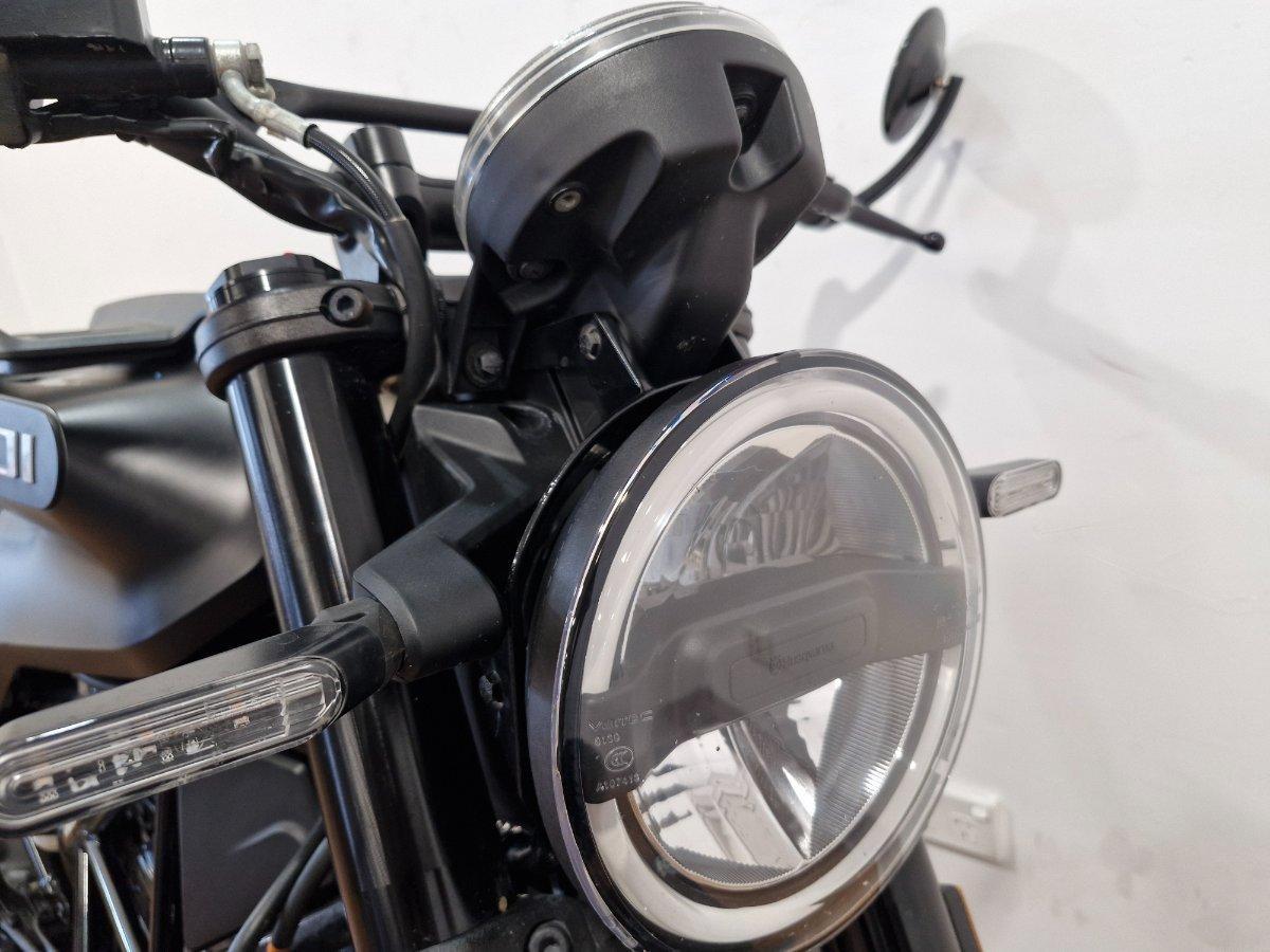 2022 HUSQVARNA SVARTPILEN 401 ROAD