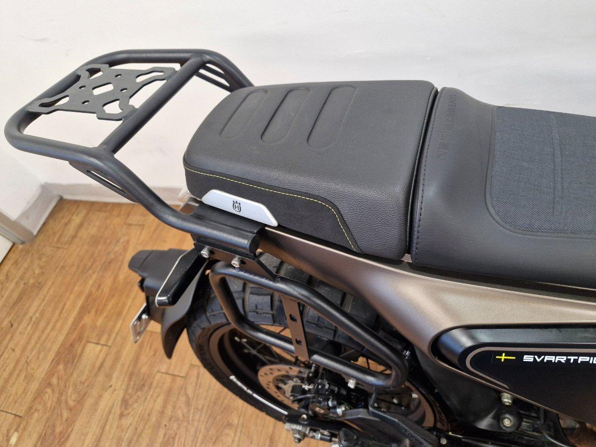 2022 HUSQVARNA SVARTPILEN 401 ROAD