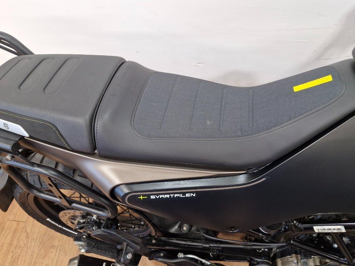 2022 HUSQVARNA SVARTPILEN 401 ROAD