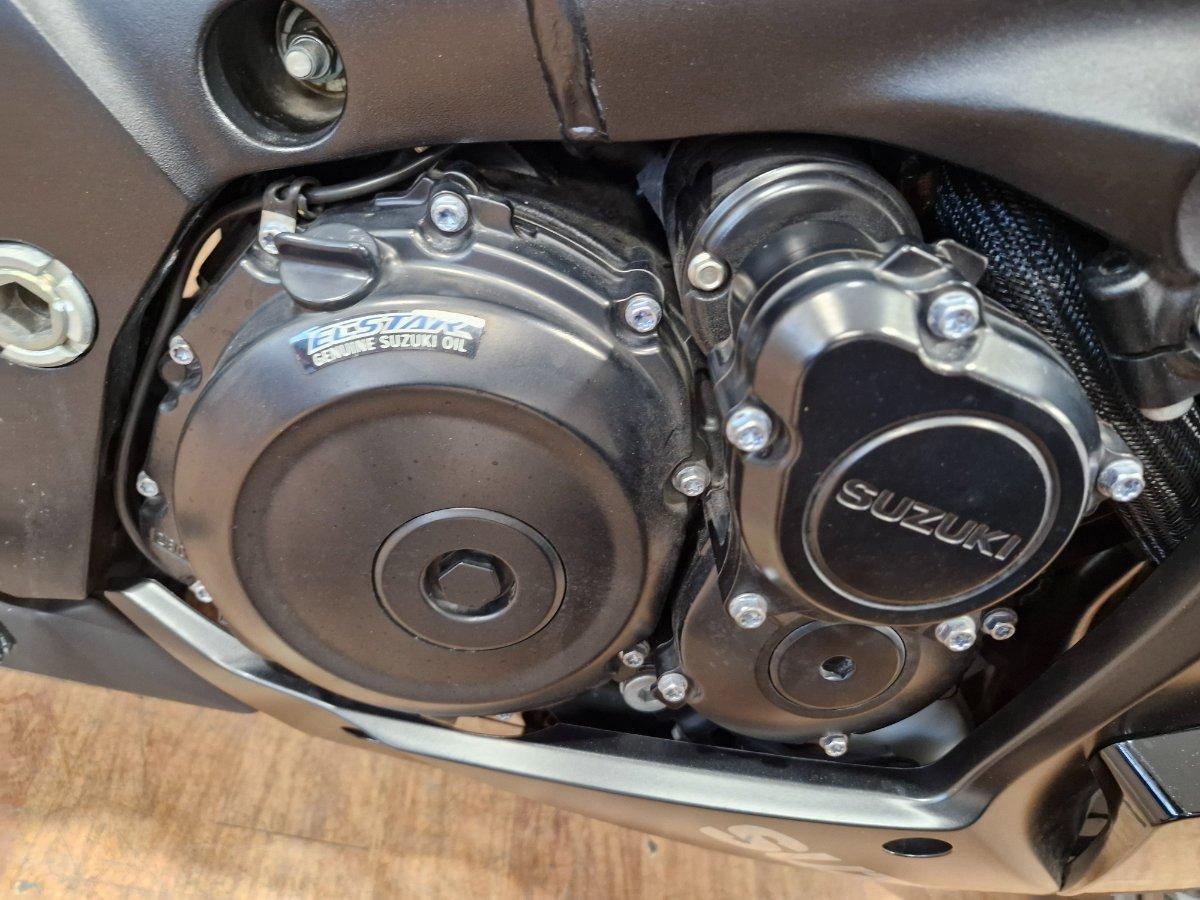 2020 SUZUKI GSX-S1000F ROAD