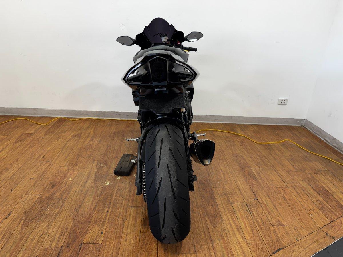 2023 YAMAHA YZF-R1 SPORTS