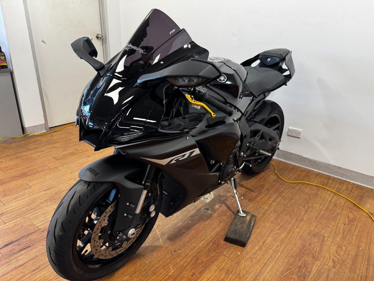2023 YAMAHA YZF-R1 SPORTS