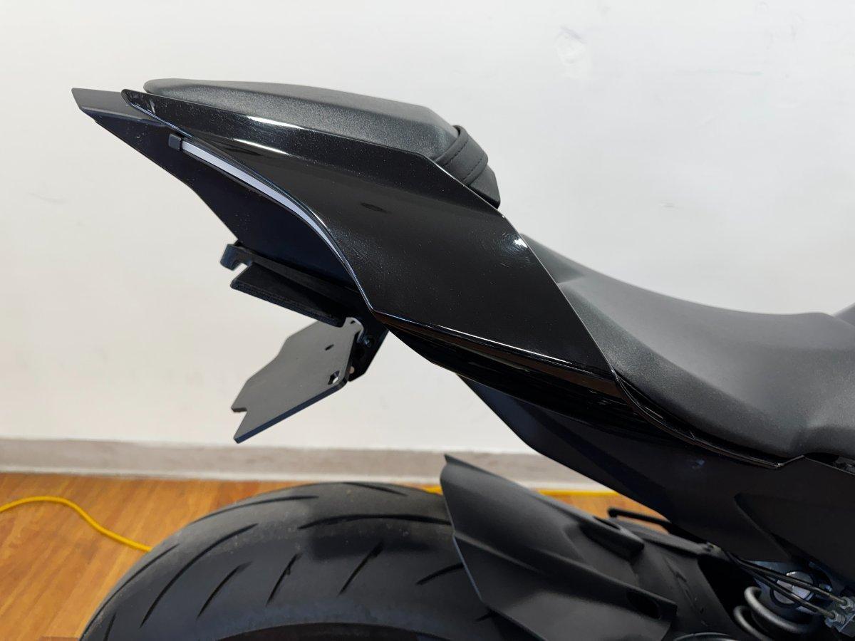 2023 YAMAHA YZF-R1 SPORTS