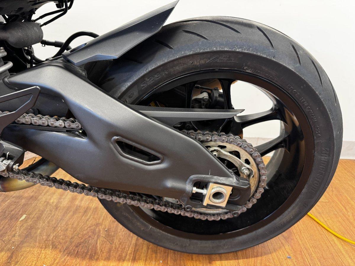 2023 YAMAHA YZF-R1 SPORTS