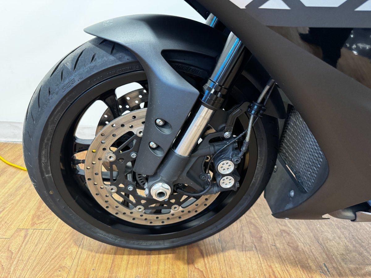 2023 YAMAHA YZF-R1 SPORTS