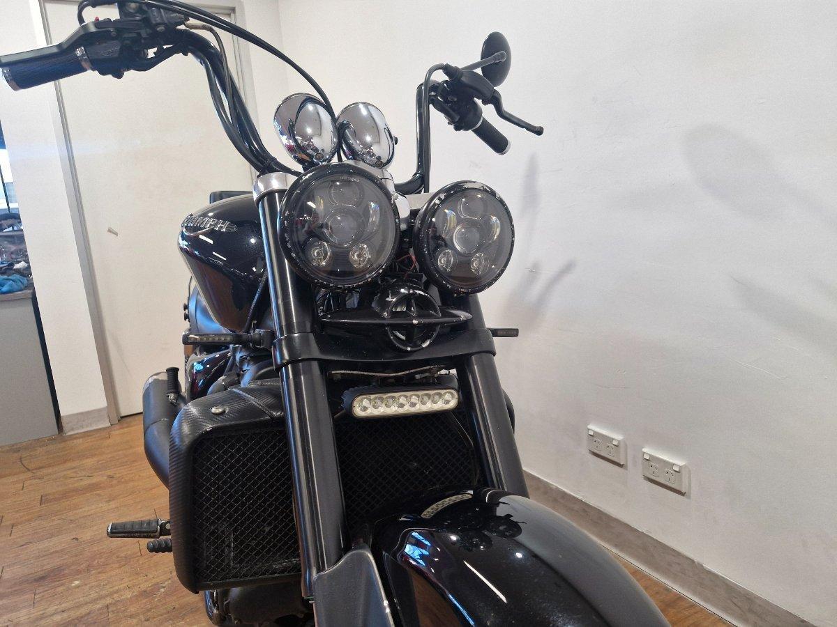 2012 TRIUMPH ROCKET III ROADSTER CRUISER