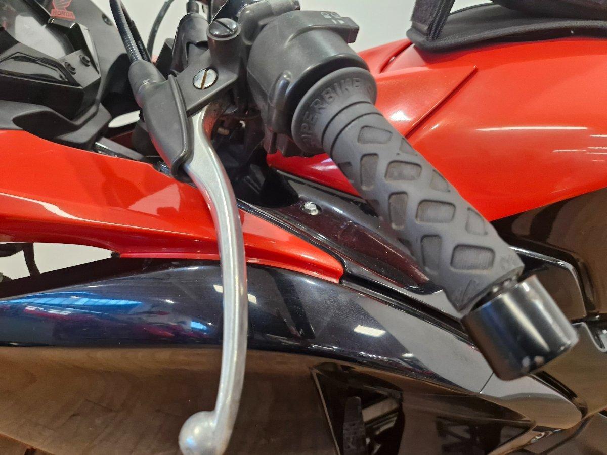 2012 HONDA CBR125R SPORTS
