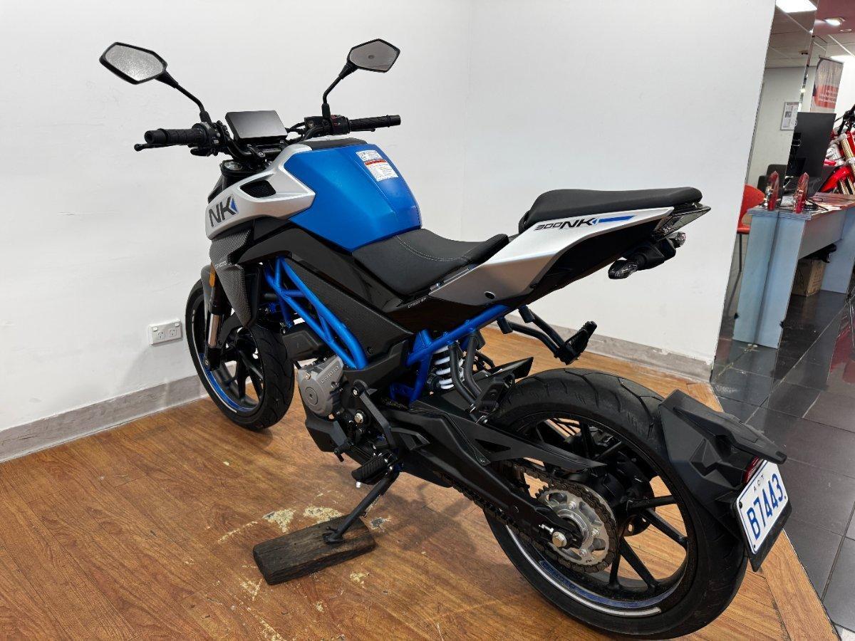 2024 CF MOTO 300 NK ABS ROAD