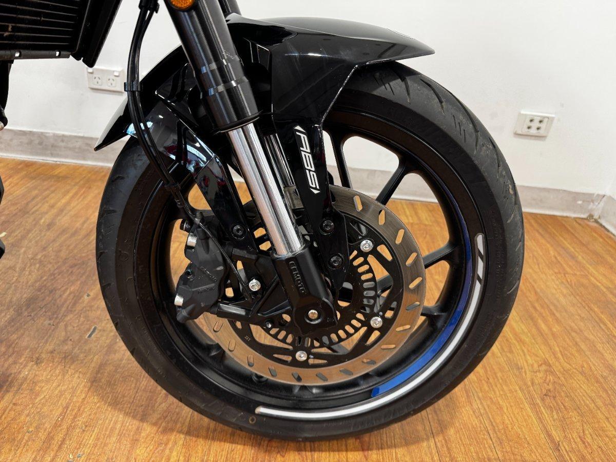 2024 CF MOTO 300 NK ABS ROAD