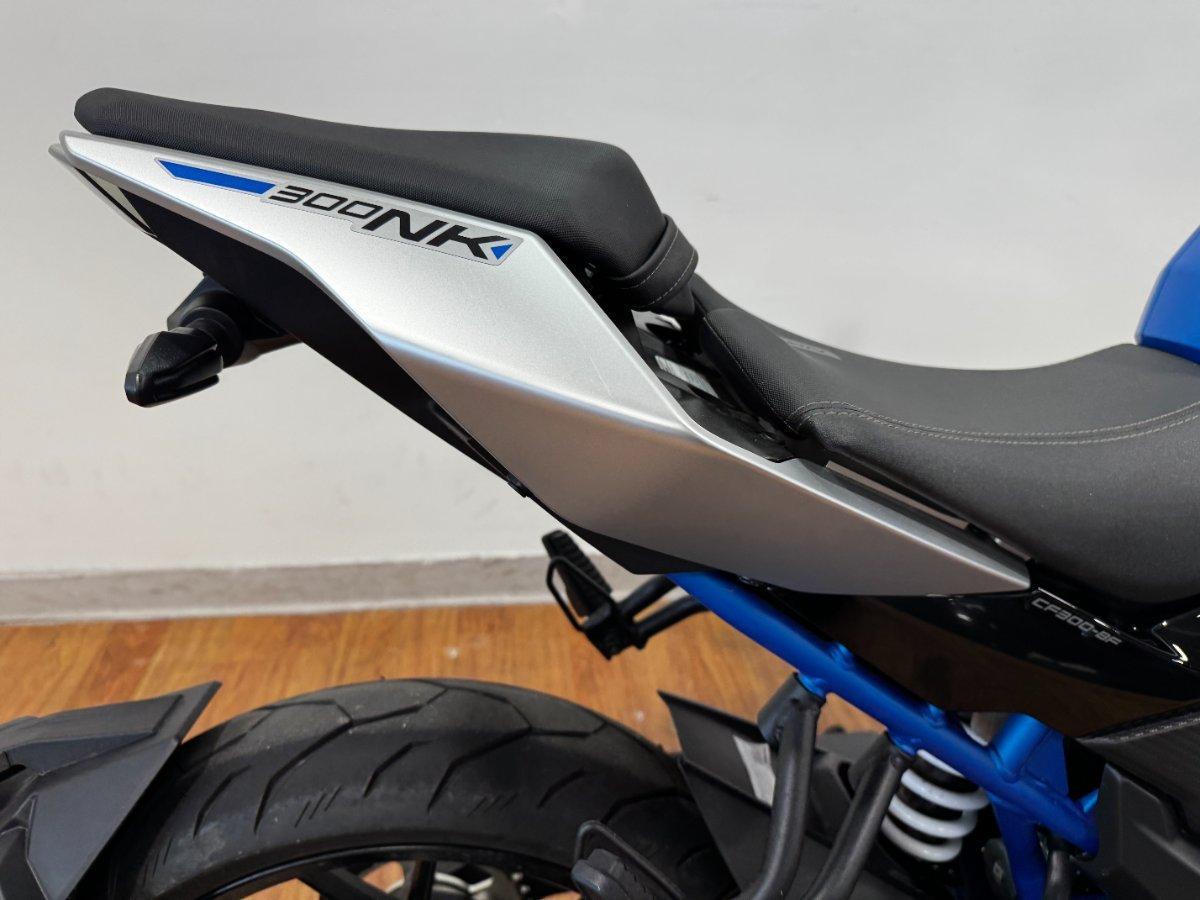2024 CF MOTO 300 NK ABS ROAD