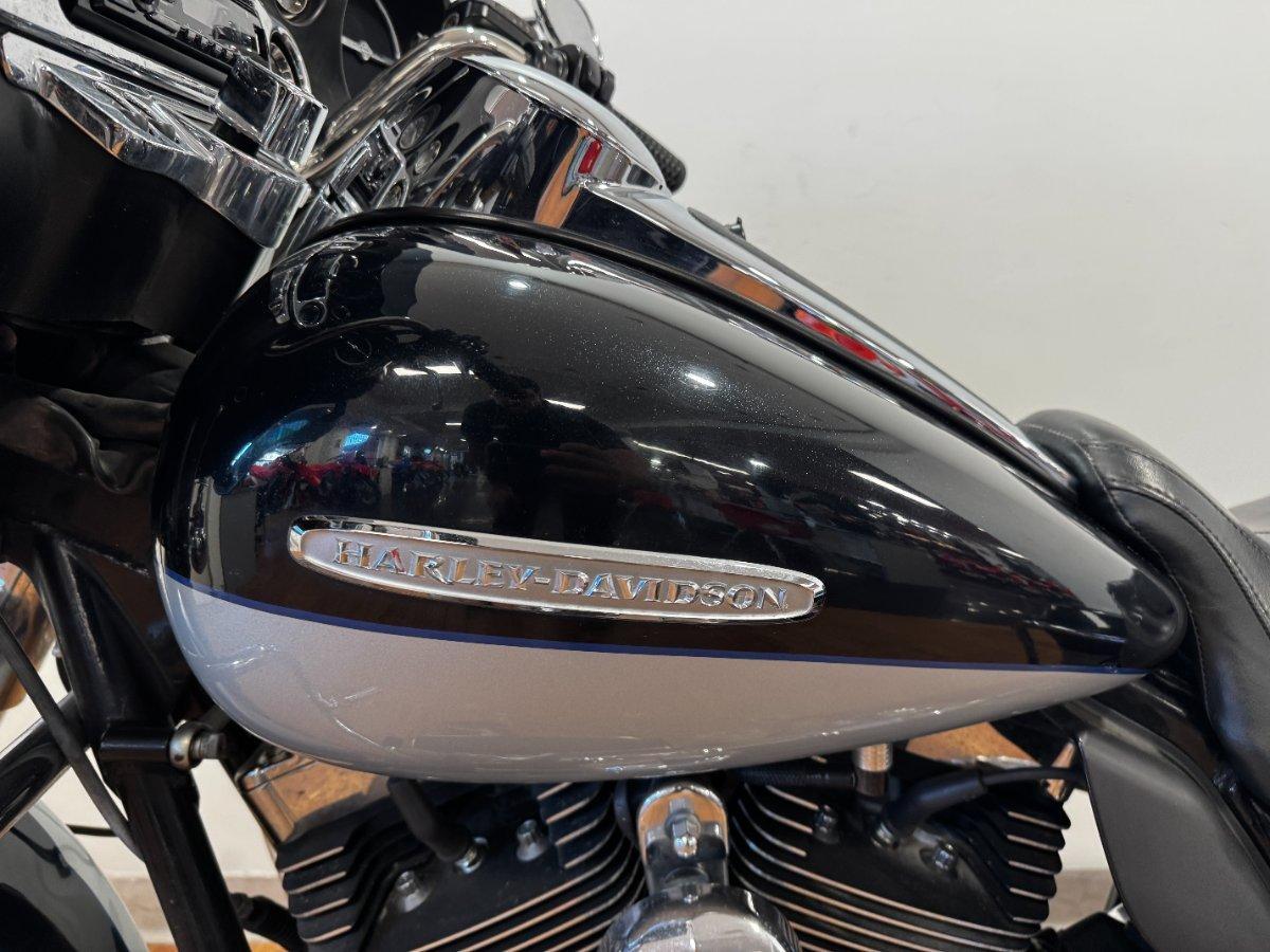2012 HARLEY-DAVIDSON FLHTCU U/C ELECTRA GLIDE CRUISER