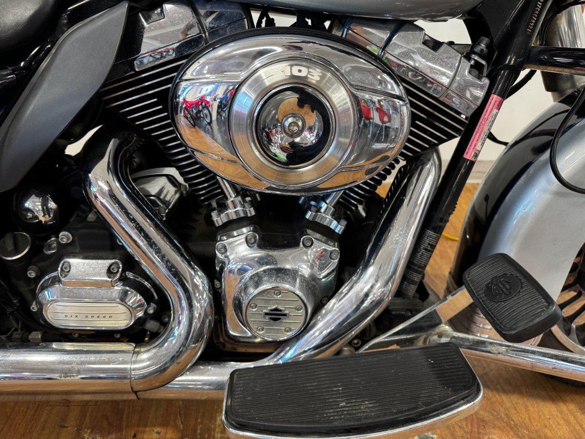 2012 HARLEY-DAVIDSON FLHTCU U/C ELECTRA GLIDE CRUISER