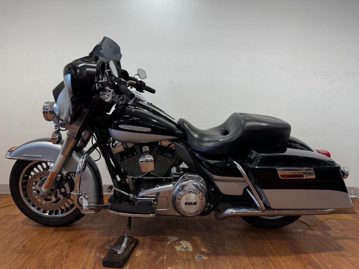 2012 HARLEY-DAVIDSON FLHTCU U/C ELECTRA GLIDE CRUISER