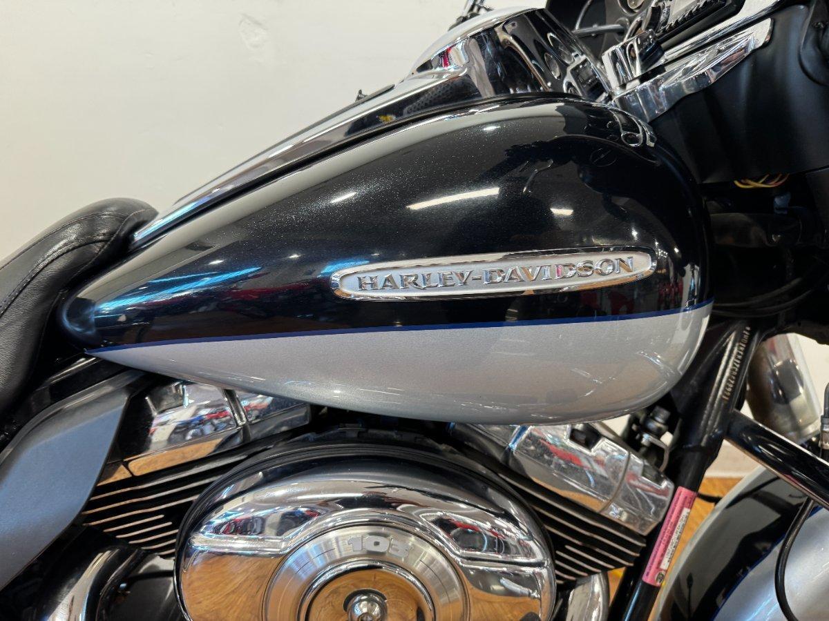 2012 HARLEY-DAVIDSON FLHTCU U/C ELECTRA GLIDE CRUISER