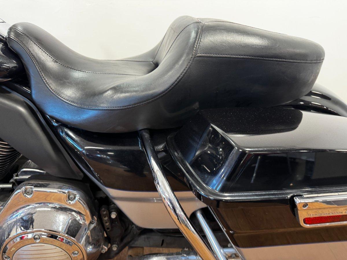 2012 HARLEY-DAVIDSON FLHTCU U/C ELECTRA GLIDE CRUISER
