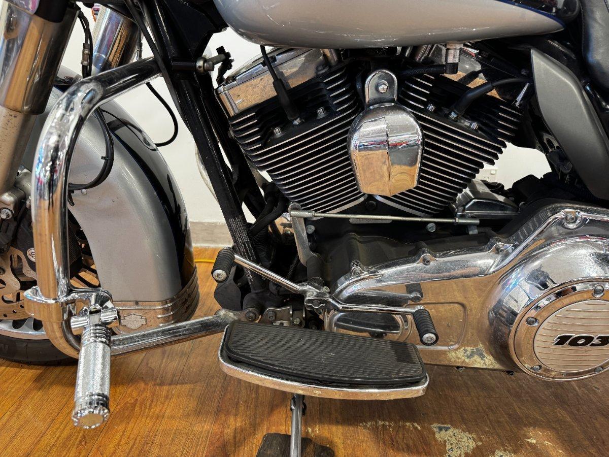 2012 HARLEY-DAVIDSON FLHTCU U/C ELECTRA GLIDE CRUISER