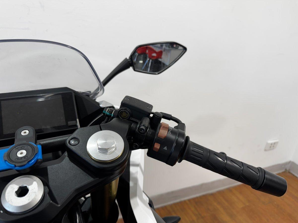 2020 CF MOTO 300 SR ABS ROAD